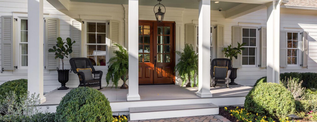 5 Porch Remodel Ideas to Up Your Home’s Curb Appeal - TimberTech