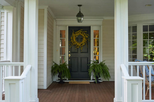 Front Porch Designs to Wow Your Neighbors | TimberTech